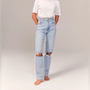 Abercrombie & Fitch Ultra High Rise 90s Straight Jean